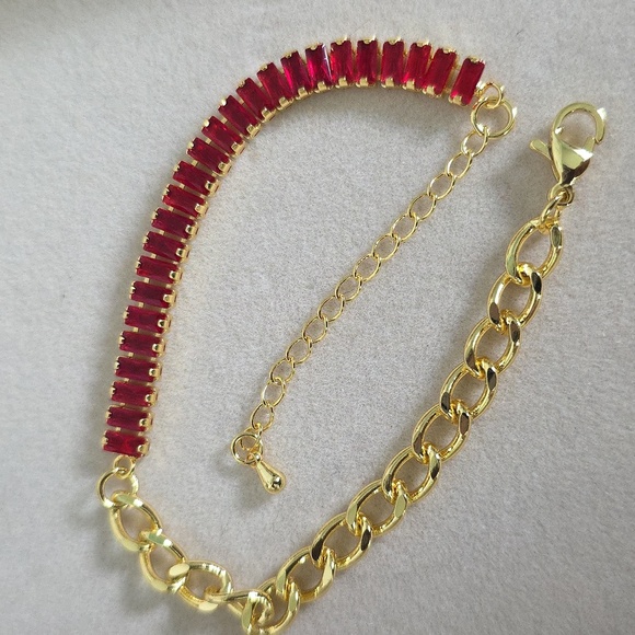 Gold Stainless Steel Bracelet with Crystal Baguette Stones - Picture 4 of 10